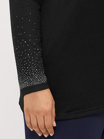 Cardigan 'CARALBA' ONLY Carmakoma en noir