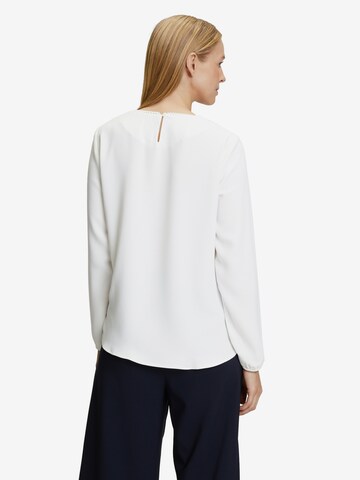 Betty Barclay Blouse in Wit