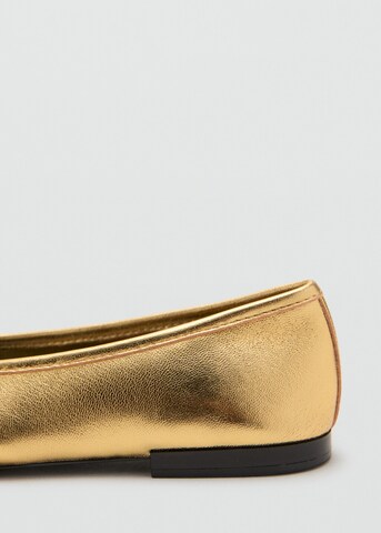 MANGO Ballet Flats in Gold
