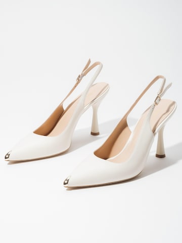 Estro - Zapatos destalonado '317-1322' en beige