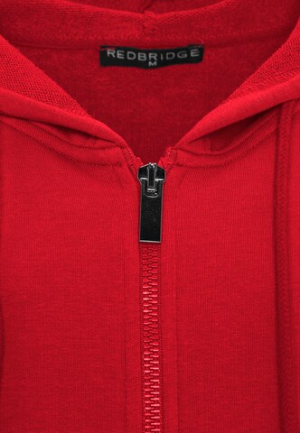 Redbridge Sweatjacke 'New Haven' in Rot