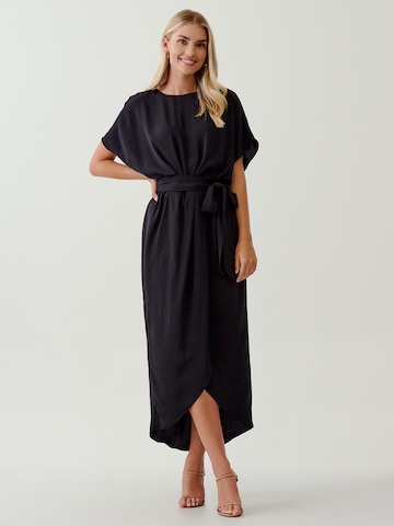Tussah Cocktail dress in Black: front