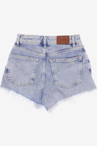 Bershka Shorts XXS in Blau