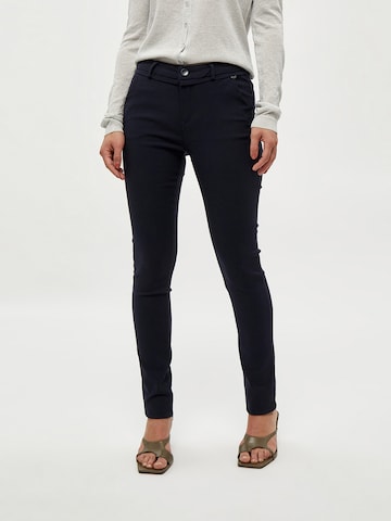 minus Skinny Hose 'Carma' in Blau: Vorderseite