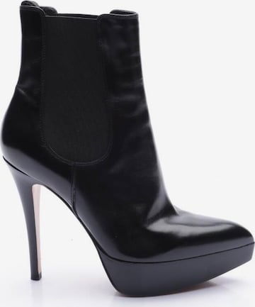 Gianvito Rossi Dress Boots in 35,5 in Black: front