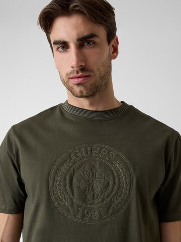 GUESS T-Shirt in Grün