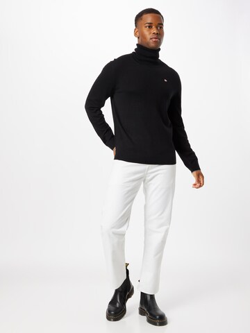 NAPAPIJRI Sweater 'Damavand' in Black