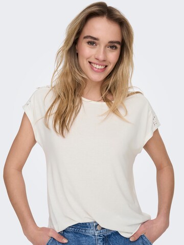 ONLY Тениска 'Thea' в бяло: отпред