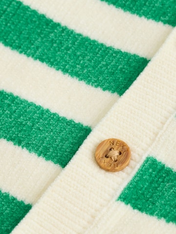 zaļš Next Adīta jaka