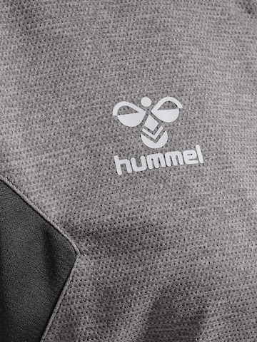 Hummel Sportsweatjacke in Grau