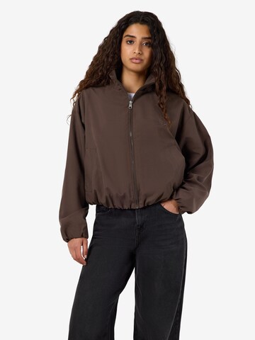 Veste mi-saison Noisy may en marron : devant