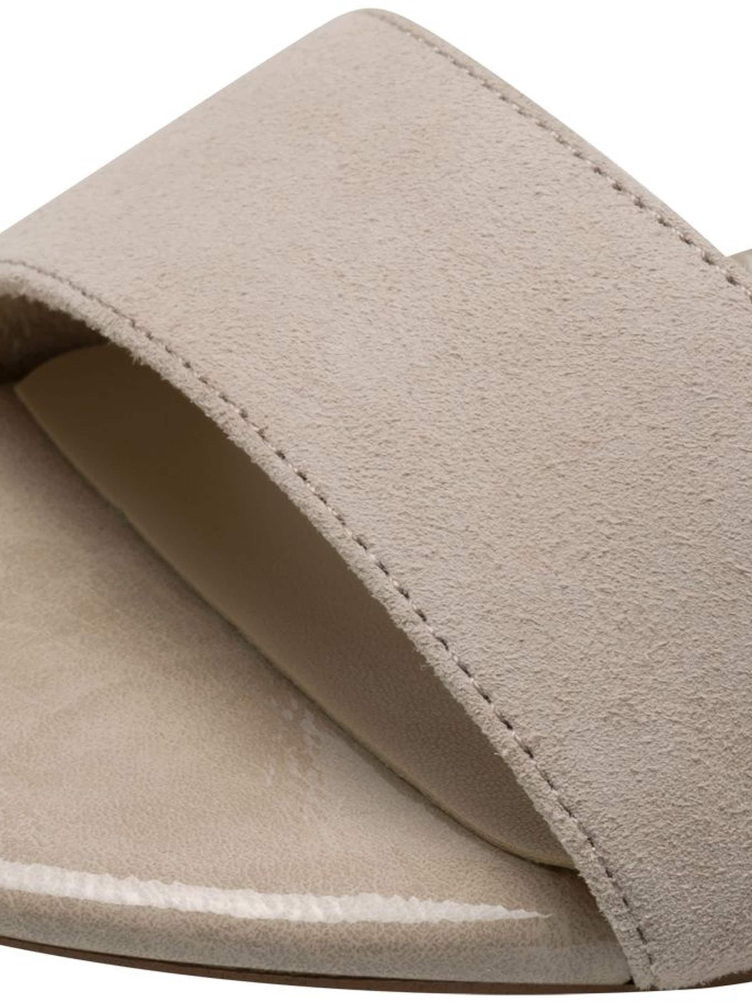 Tamaris Sandalen met riem in Beige