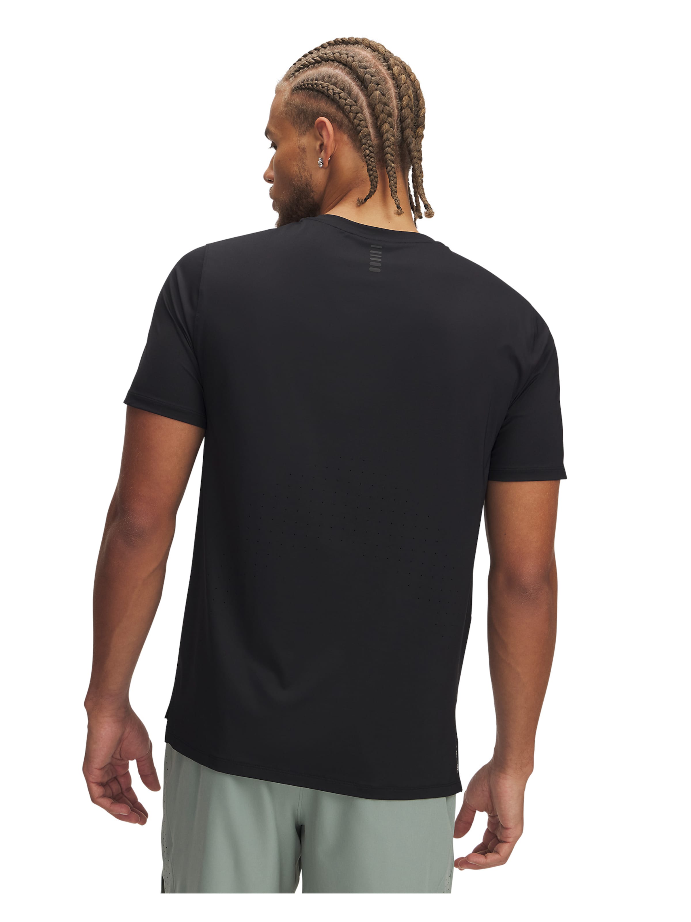 UNDER ARMOUR Performance shirt 'Launch Elite' in Black
