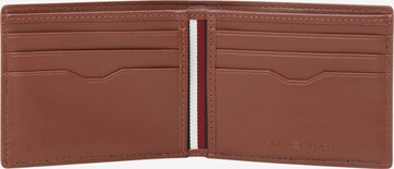 TOMMY HILFIGER Wallet in Brown