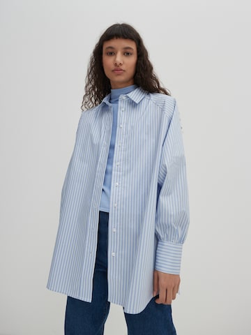 Camicia da donna 'Elise' di EDITED in blu: frontale