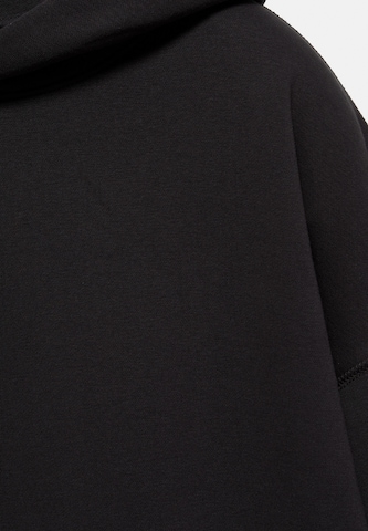 Pull&Bear Tréning póló - fekete