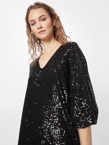 Robe 'SOLIA' b.young en noir