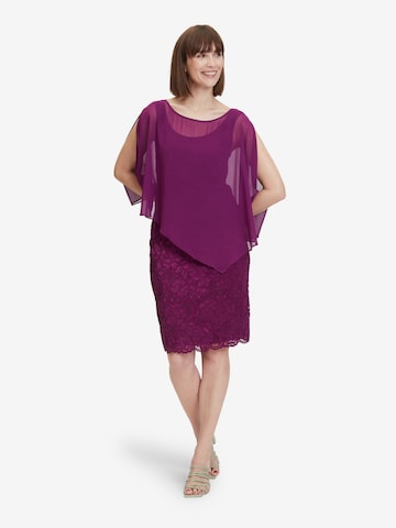 Robe de cocktail Vera Mont en violet