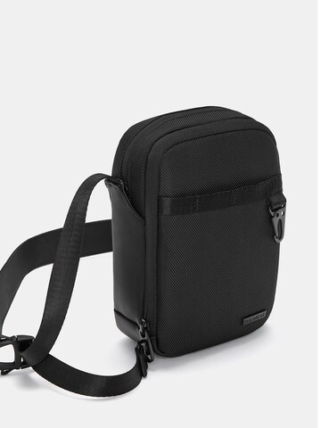 Geantă de umăr de la Pull&Bear pe negru