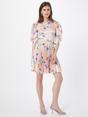 Rochie de cocktail 'London' de la Closet London pe portocaliu: față