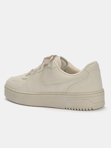 Pull&Bear Platform trainers in Beige