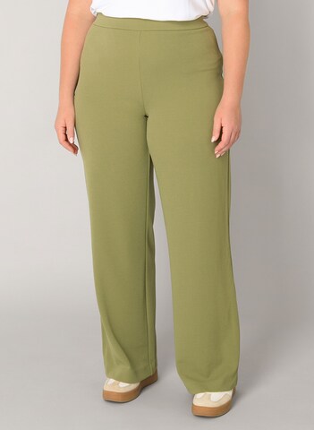 BASE LEVEL CURVY Loose fit Pants in Green: front