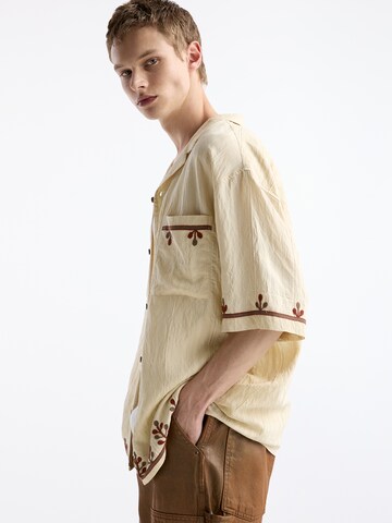 Pull&Bear Regular fit Button Up Shirt in Beige