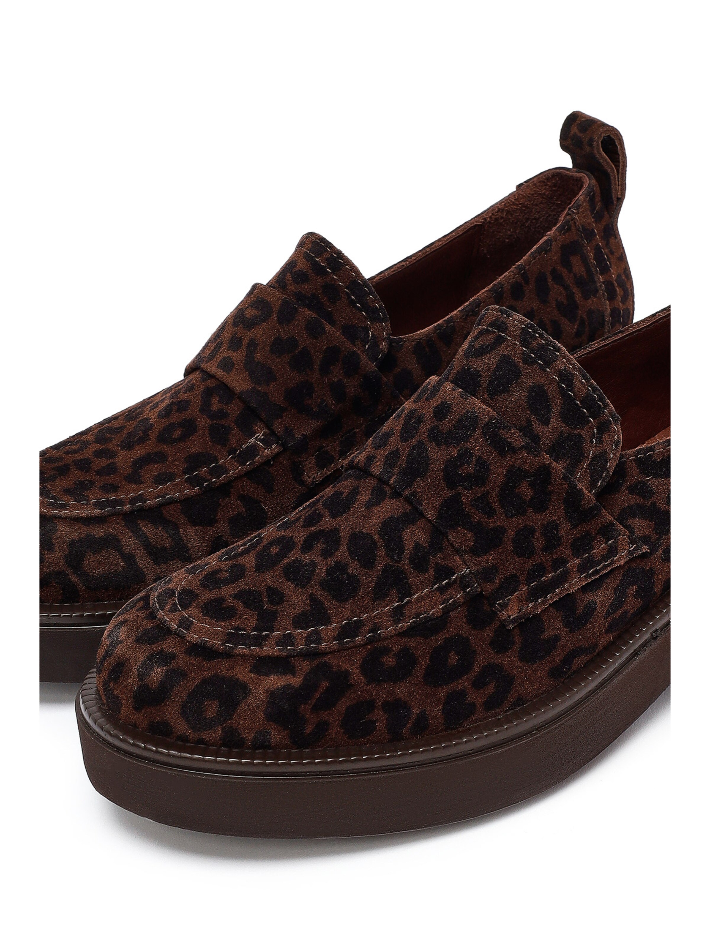 Derimod Classic Flats in Brown