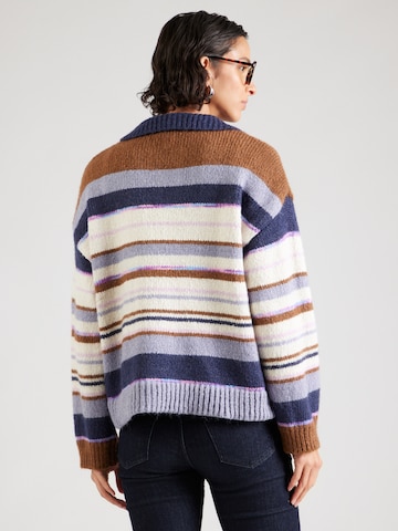 PIECES - Jersey 'PCRYE' en marrón