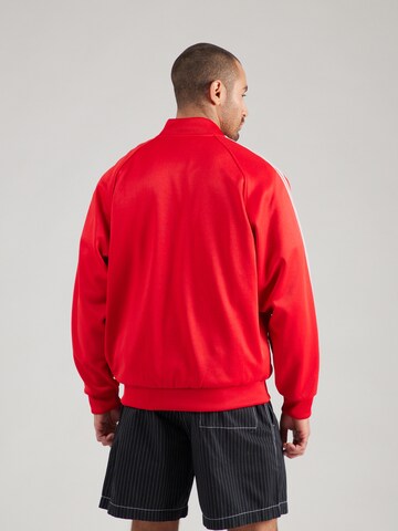 Hanorac de la ADIDAS ORIGINALS pe roșu