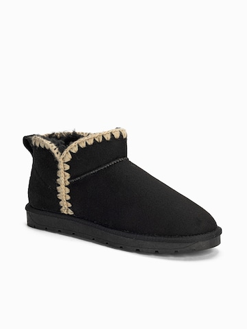 Stivale 'SASHA' di Island Boot in nero: frontale