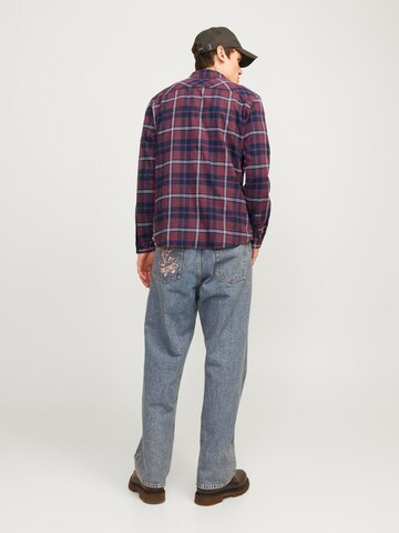 Coupe slim Chemise 'JJJoshua' JACK & JONES en rouge