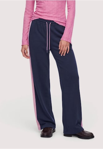 OH APRIL Wide leg Broek 'Kael' in Blauw: voorkant