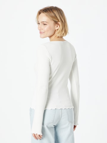 Gina Tricot Sweter 'Alba' w kolorze biały