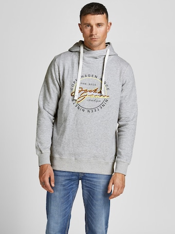 JACK & JONES Sweatshirt 'Woods' in Grijs: voorkant