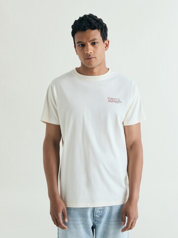 Tricou ' ' de la Scalpers pe alb