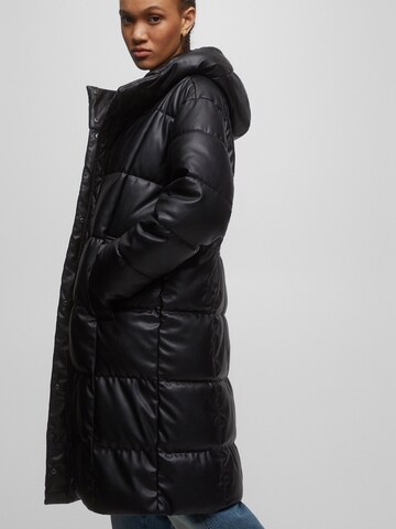 Manteau d’hiver Pull&Bear en noir