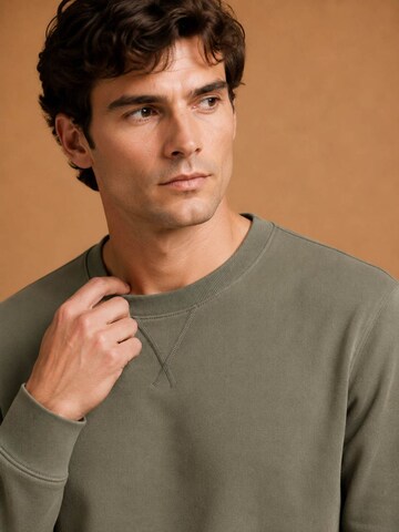 KING Essentials Sweater 'The George' in Green