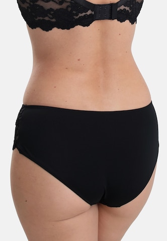 sassa Boyshorts in Black