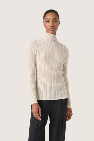 SOAKED IN LUXURY Sweater 'Laisa' in Beige: front
