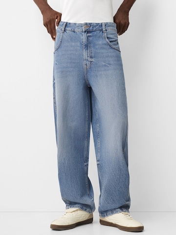 BershkaLoosefit Traperice - plava boja: prednji dio