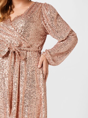 Abito di Dorothy Perkins Curve in oro