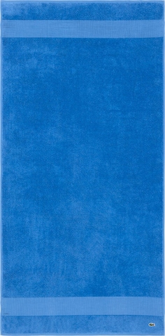 LACOSTE Handtuch 'LLECROCO' in Blau: Vorderseite