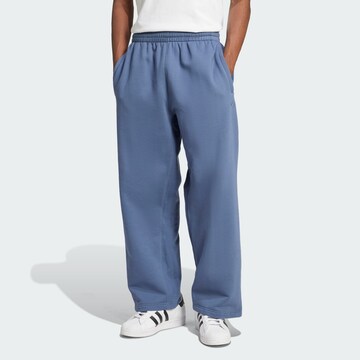 ADIDAS ORIGINALS Loosefit Hose 'Essentials' in Blau: Vorderseite