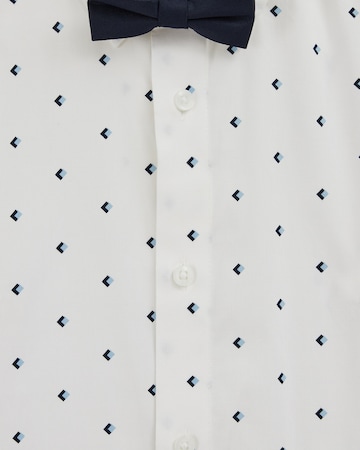 WE Fashion Regular fit Skjorta i vit