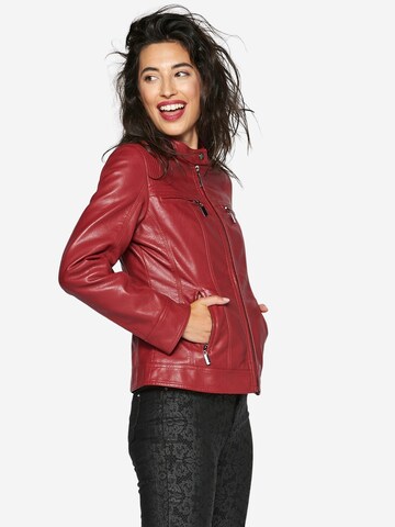 KOROSHI Between-Season Jacket in Red