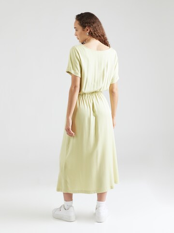 Robe 'Valera' mazine en vert