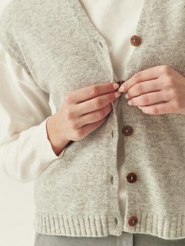 TATUUM Damenweste Strickware ELVA in Grau