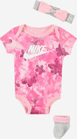 Nike Sportswear Set in Pink: front