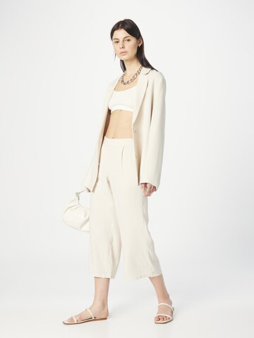 ONLY Wide leg Pleat-Front Pants in Beige